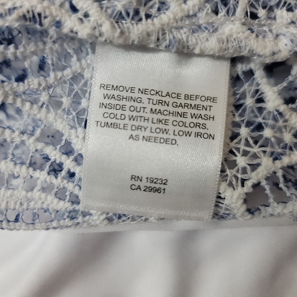 Alfred Dunner Denim Friendly Layered-Look Necklace Top Size 2X NWT White Blue - Picture 15 of 16